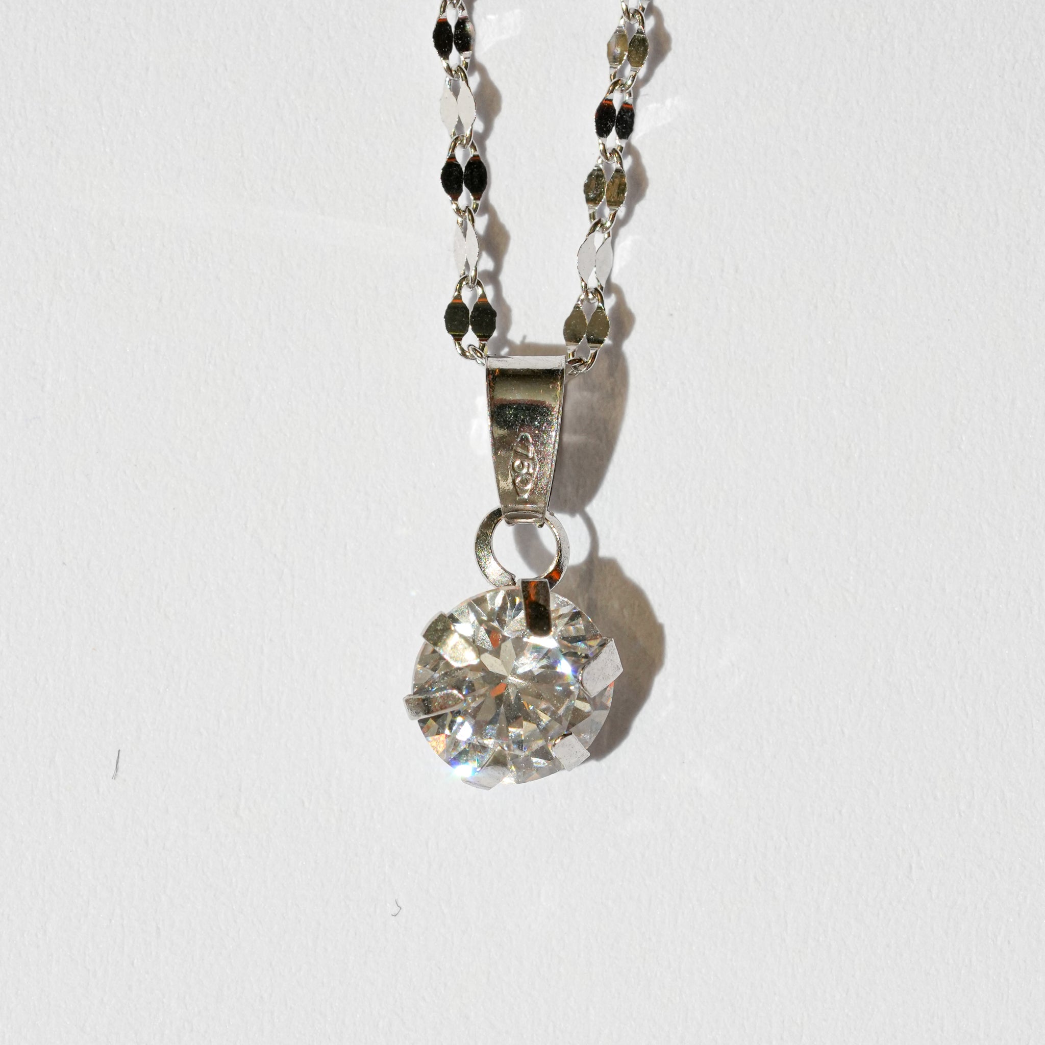 Collana punto luce in oro 18kt