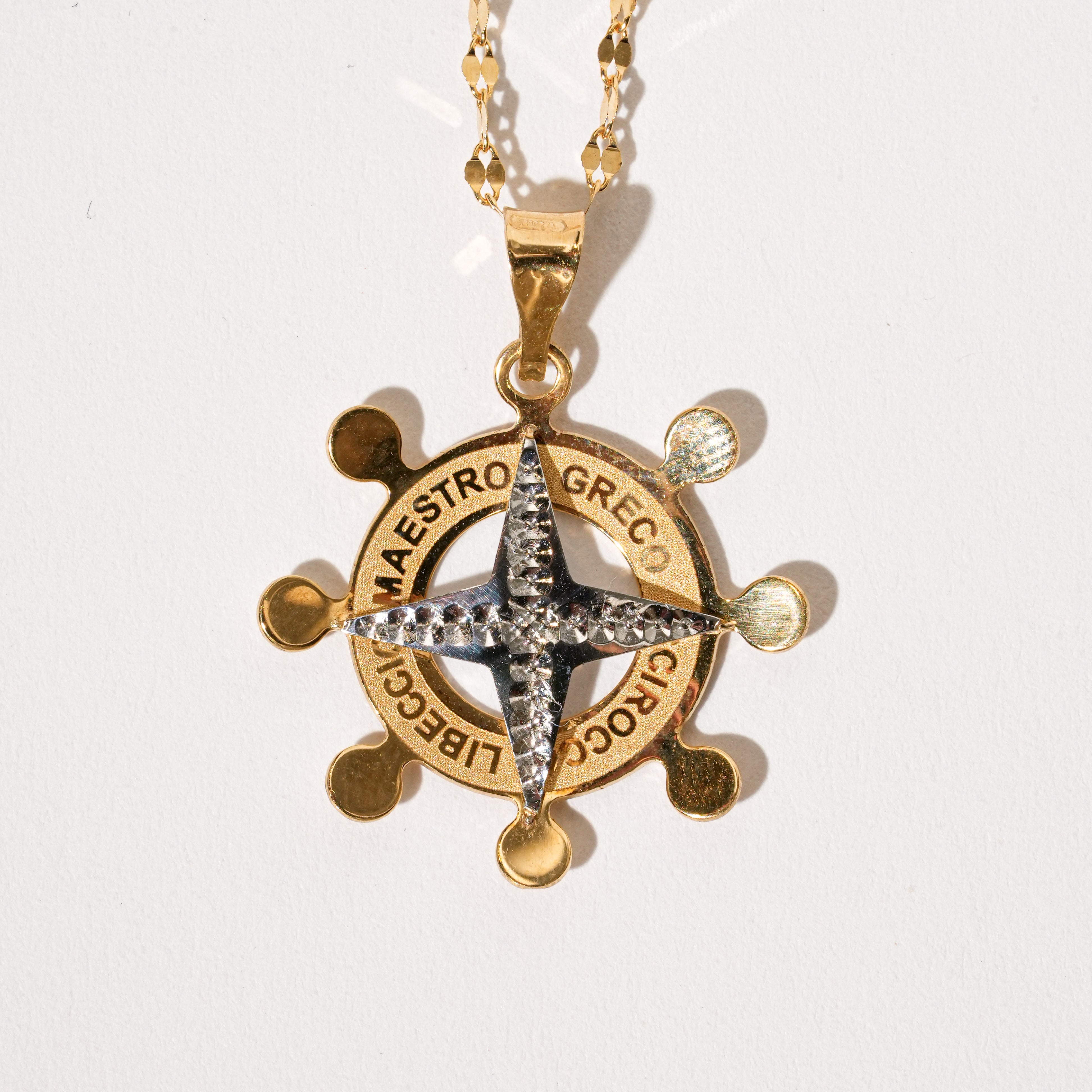 Collana rosa dei venti in oro 18kt